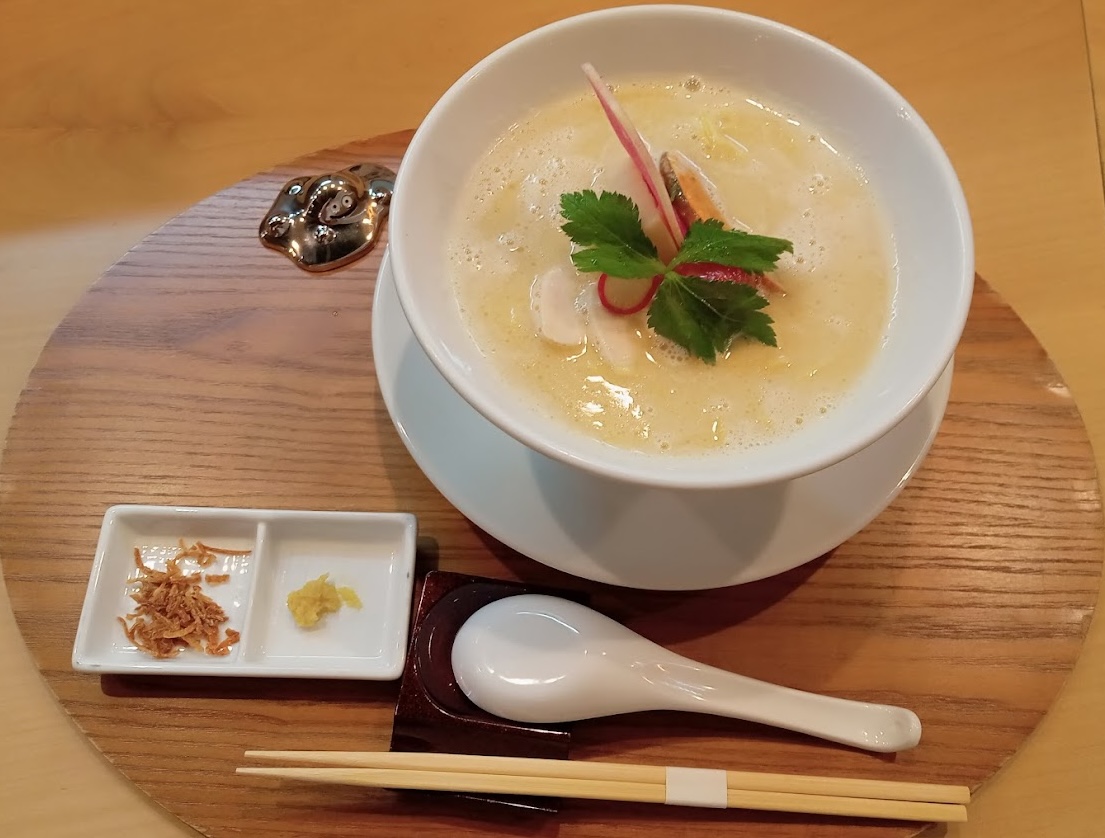 鎌倉駅 銀座 篝 鶏白湯Soba
