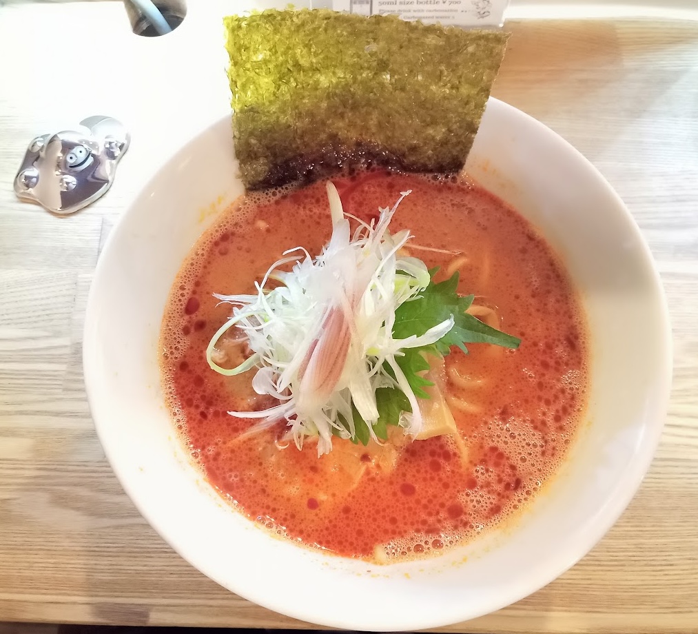 鎌倉駅 ナナメ上をゆく 辛いらーめん